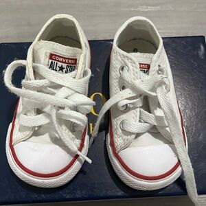 Toddler Classic converse shoes
